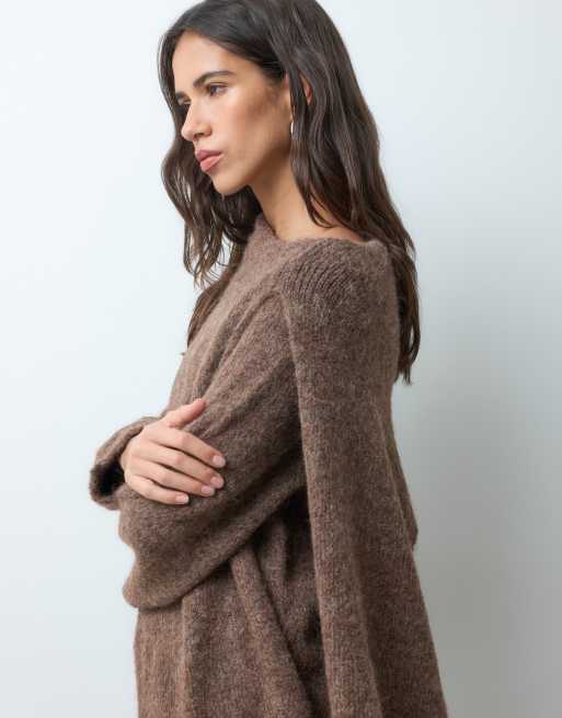 ASOS DESIGN jersey cepillado con capa y bufanda en chocolate, 4 de 4