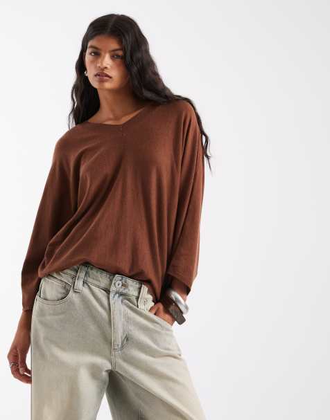 ASOS DESIGN - Jersey de punto con cuello de pico en marrón - view 1