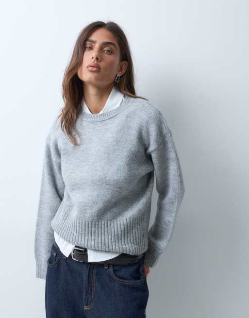 ASOS DESIGN jersey de punto con detalle de bufanda y flecos en gris, 3 de 5