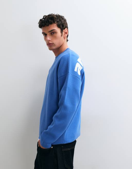 ASOS DESIGN - jersey de punto extragrande con estampado trasero de archivo en azul, 4 de 5