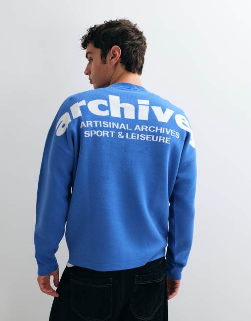 ASOS DESIGN - jersey de punto extragrande con estampado trasero de archivo en azul, 5 de 5