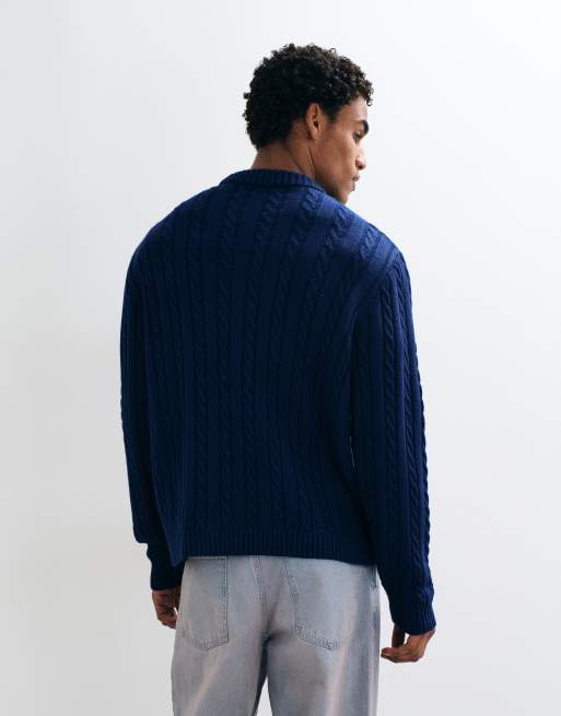 ASOS DESIGN jersey extragrande de cuello redondo en azul marino con punto trenzado, 5 de 5