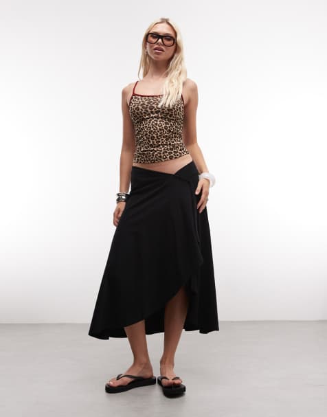 ASOS DESIGN jersey rok met puntzoom en knoopdetail in zwart - view 1