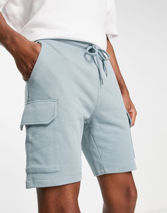 https://images.asos-media.com/products/asos-design-jersey-shorts-with-cargo-pockets-in-gray/201710919-4?$n_550w$&wid=550&fit=constrain
