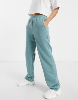 track pant suit