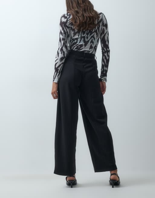 ASOS DESIGN jersey twill barrel leg trouser in black, 5 of 5