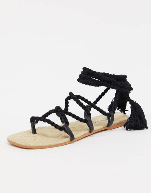 ASOS DESIGN - Jessica - Sandali stile espadrilles con lacci alla caviglia  in corda neri