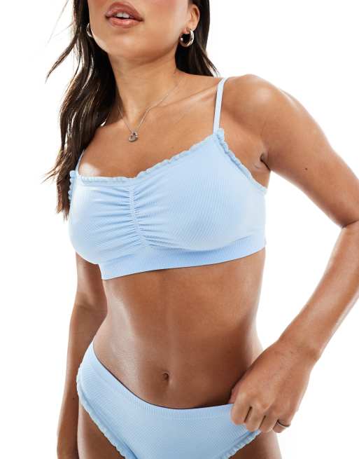 ASOS DESIGN - Jilly - Crop top côtelé à bords volantés - Bleu