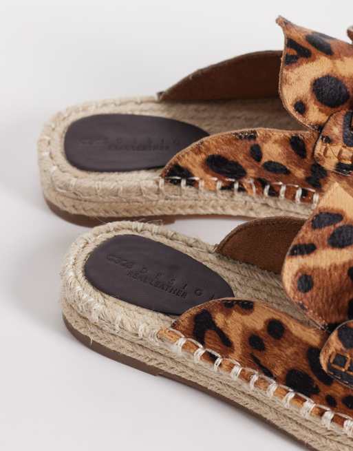 ASOS DESIGN - Joan - Mocassini stile espadrilles con nappe in vera pelle con stampa leopardata, 4 di 4
