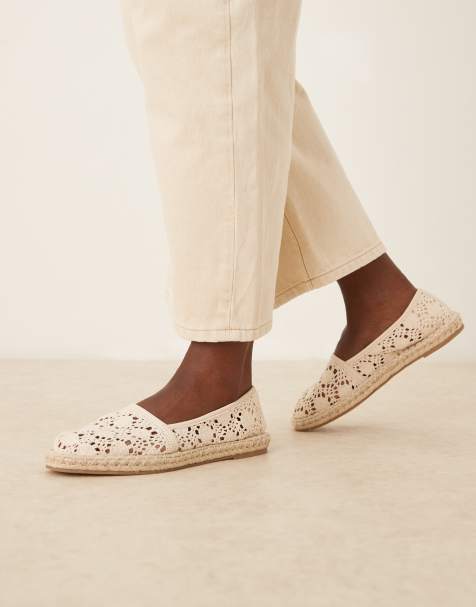 ASOS DESIGN Joey close toe espadrilles in natural crochet - view 1