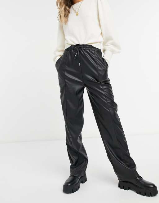 ASOS DESIGN - Jogger coupe droite à coutures apparentes en similicuir - Noir