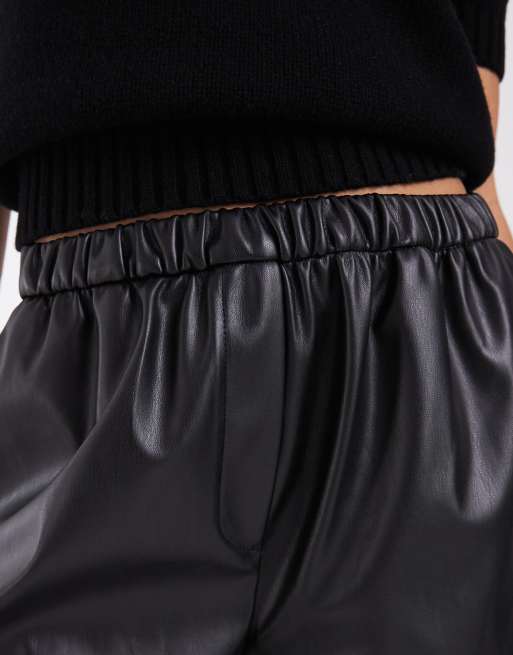 ASOS DESIGN jogger de piel sintética de corte sastre en negro, 5 de 5