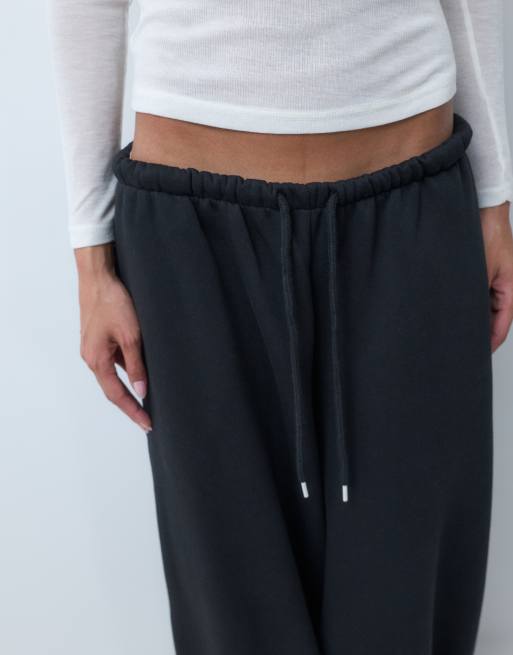 ASOS DESIGN Jogger mit umgeschlagenem Saum und Ballonschnitt in Schwarz, 3 von 5