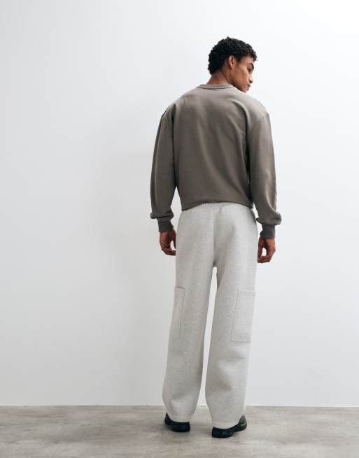 ASOS DESIGN Jogger mit weitem Bein, aufgesetzten Taschen und Scuba-ähnlichem Stoff, 3 von 5