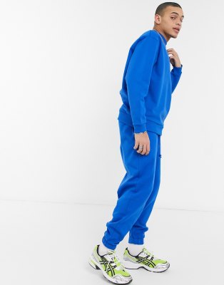 survetement bleu