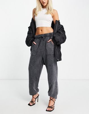 ASOS DESIGN combat jogger with utility pockets in washed charcoal - ASOS Price Checker