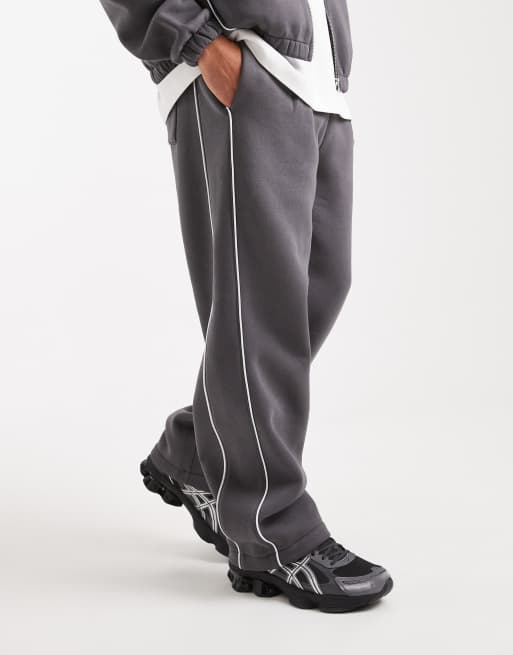 ASOS DESIGN - Joggers a fondo ampio color antracite con pannelli cut & sew in coordinato