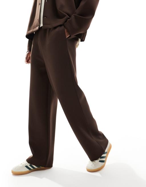 ASOS DESIGN - Joggers a fondo ampio in tessuto scuba marrone