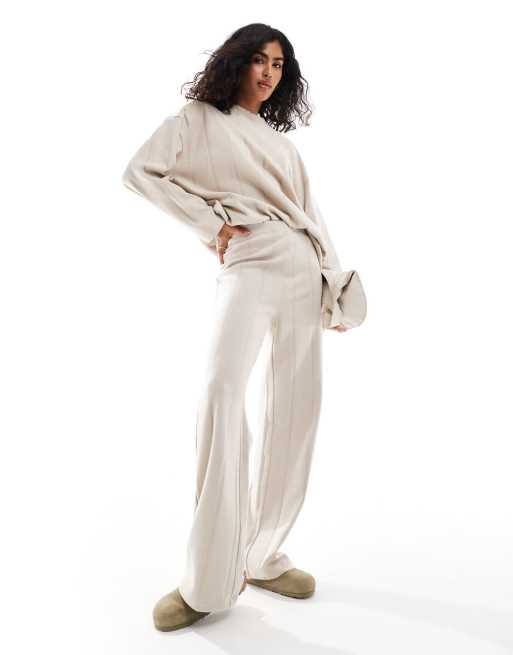 ASOS DESIGN - Joggers color crema caldo a coste larghe morbidissimi in coordinato