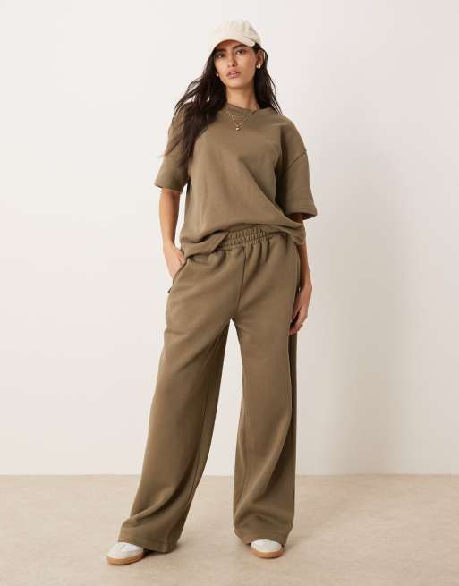 ASOS DESIGN - Joggers color kaki ampi in coordinato