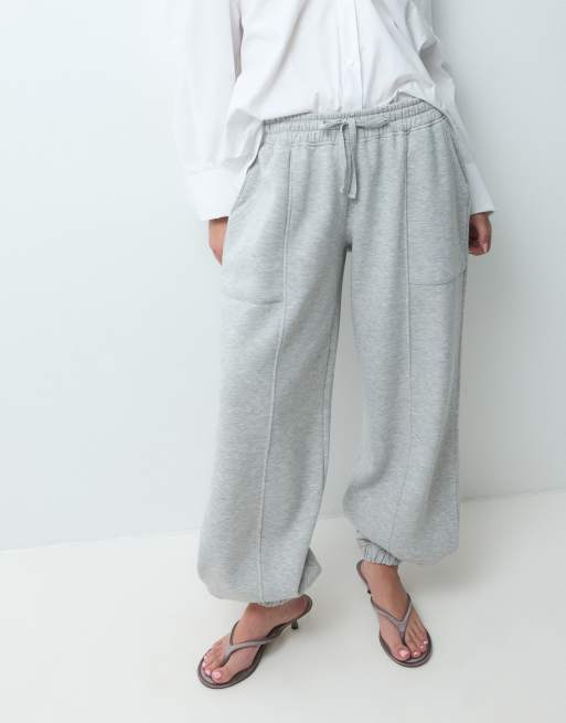 ASOS DESIGN joggers con detalle de vivo y puños en gris jaspeado, 2 de 5