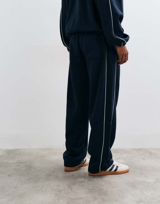 ASOS DESIGN - joggers de pernera ancha con ribete blanco en azul marino, 4 de 5