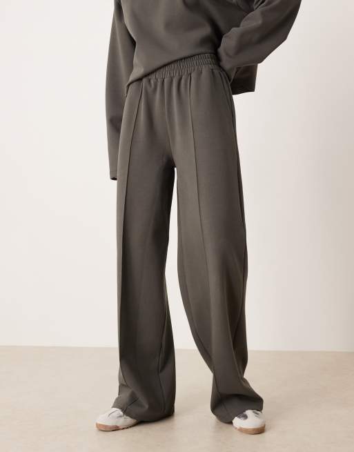 ASOS DESIGN - Joggers in tessuto interlock a fondo ampio color antracite in coordinato, 3 di 5
