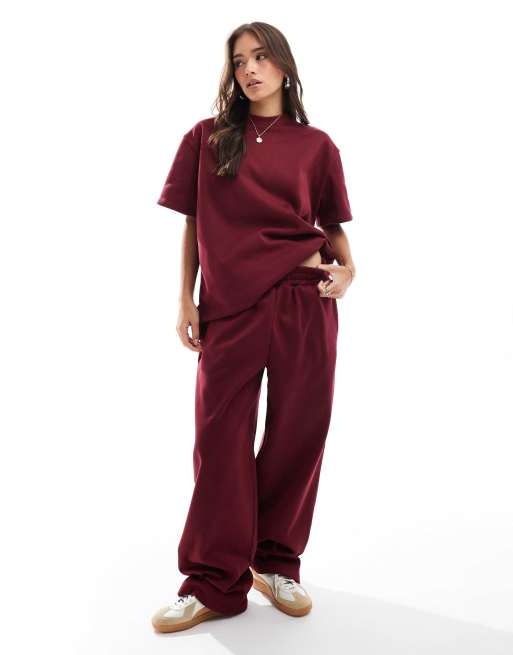 ASOS DESIGN - Joggers oversize con fondo ampio bordeaux in coordinato