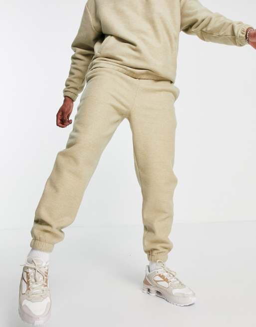 ASOS DESIGN - Coordinato con felpa e joggers in pile tecnico con zip corta beige mélange, 2 di 2