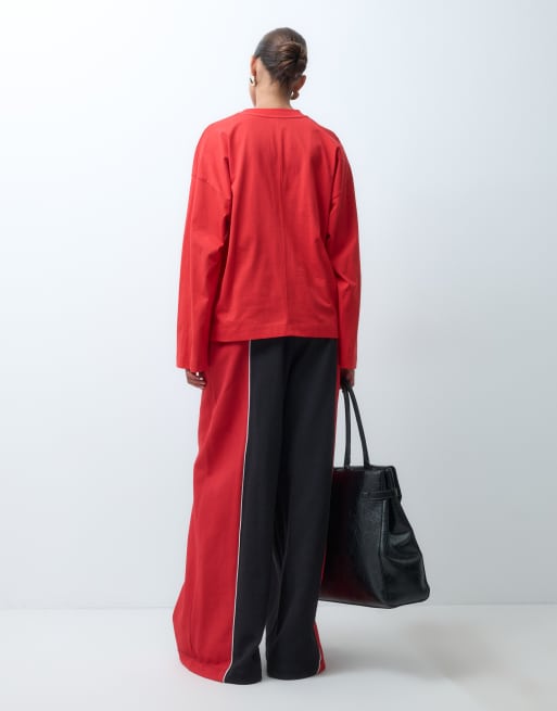 ASOS DESIGN joggers sportifs à empiècements piqué rouge et noir, 2 de 5