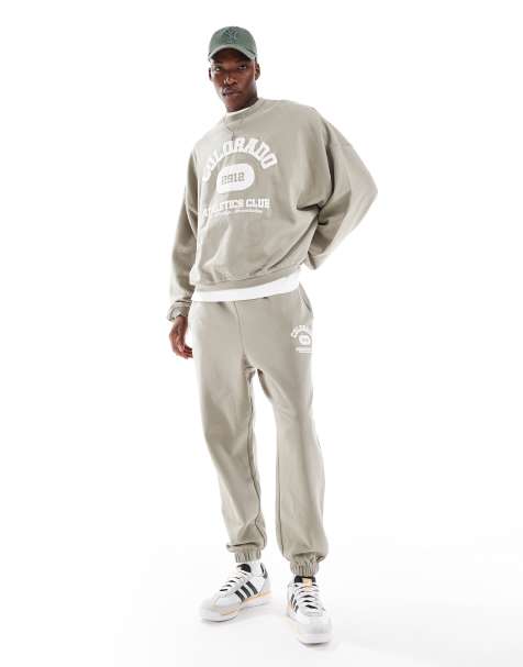 ASOS DESIGN – Joggersy oversize w kolorze khaki, z wypukłym nadrukiem w stylu varsity vintage, część zestawu - view 1