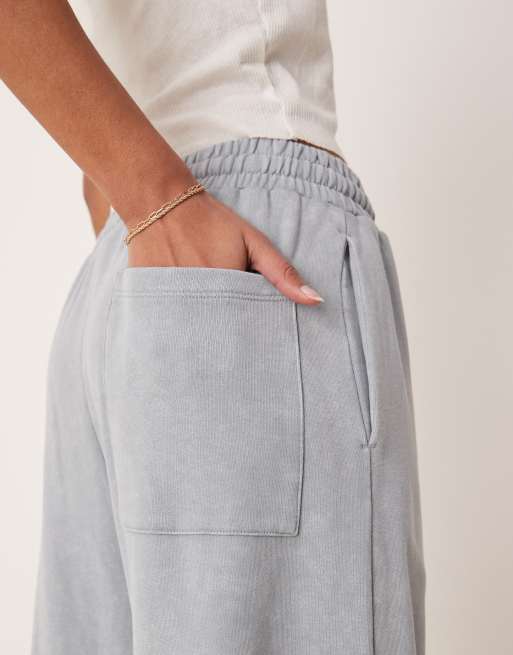 ASOS DESIGN – Joggersy oversize w spranym niebieskim kolorze z podwijanymi nogawkami, 3 z 5