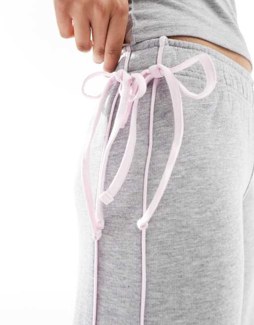 ASOS DESIGN - Joggingbroek met contrasterende strikken in grijs, deel van co-ord set, 2 van 5