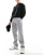 Thumbnail 1 van 5