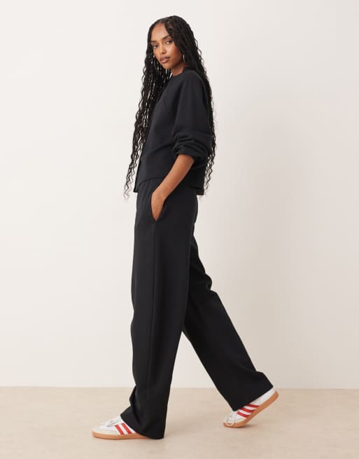 ASOS DESIGN - Joggingbroek met wijde pijpen en interlocknaden in zwart, 2 van 5