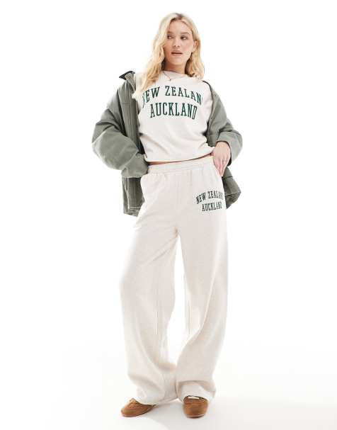 ASOS DESIGN - Joggingbukser med lige ben og 'Auckland'-broderi - Del af sæt - view 1