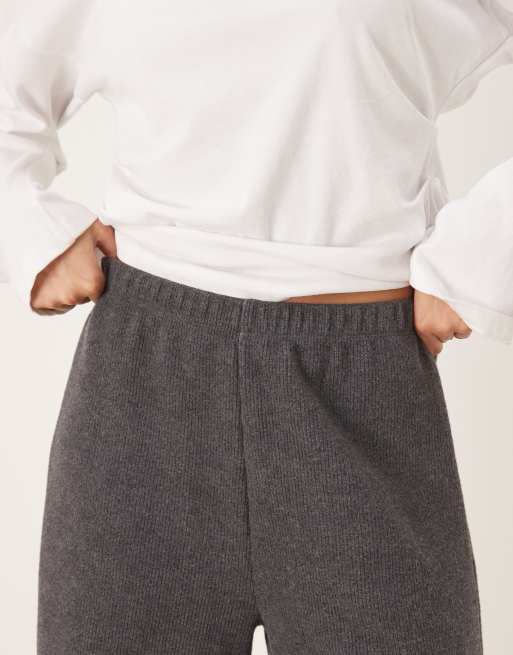 ASOS DESIGN – Jogginghose in Anthrazit mit weitem, abgerundetem Bein, Kombiteil, 4 von 5