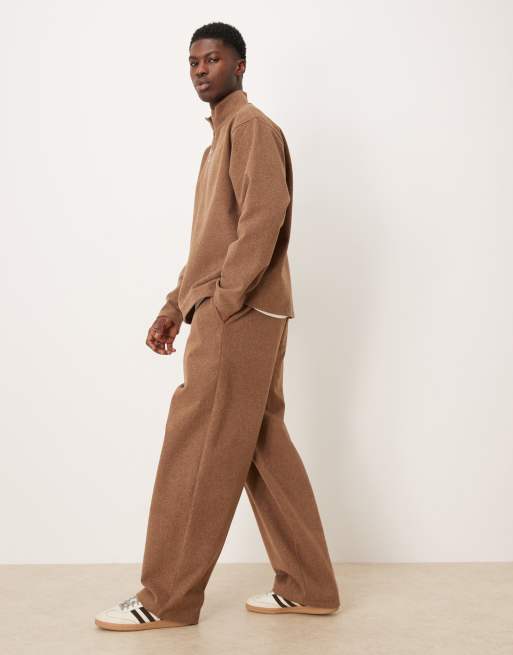 ASOS DESIGN – Jogginghose in Braun mit weitem Bein und Falten, Kombiteil, 3 von 5
