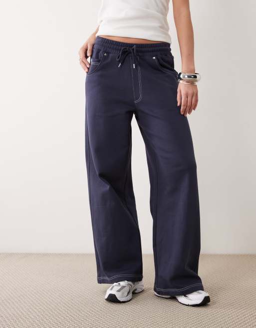 ASOS DESIGN – Jogginghose in Marineblau mit weitem Bein und Kontrastnaht, 2 von 5