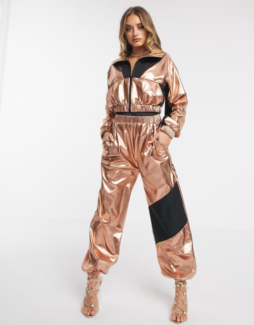 ASOS DESIGN – Trainingsanzug in Metallic, Kombiteil, 3 von 3