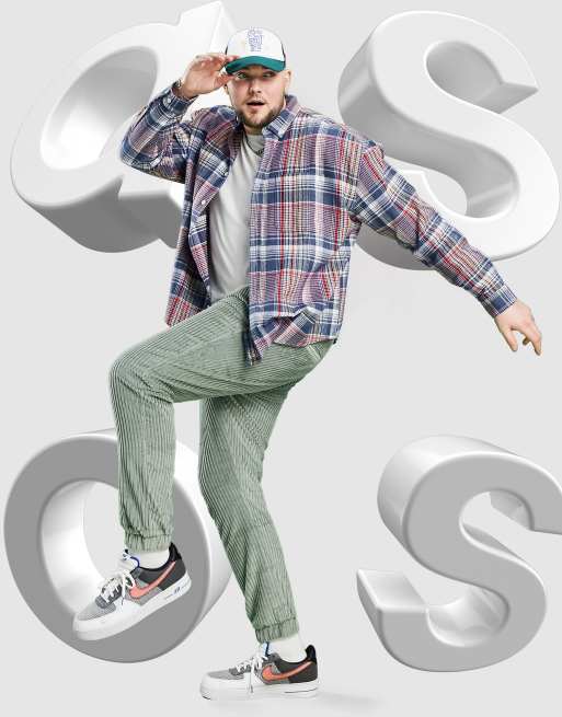 ASOS DESIGN – Jogginghose mit lockerem Schnitt aus Cord in Grün