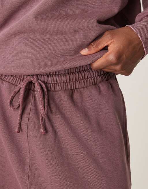 ASOS DESIGN – Jogginghose mit weitem Bein in verwaschenem Burgunderrot, 4 von 5