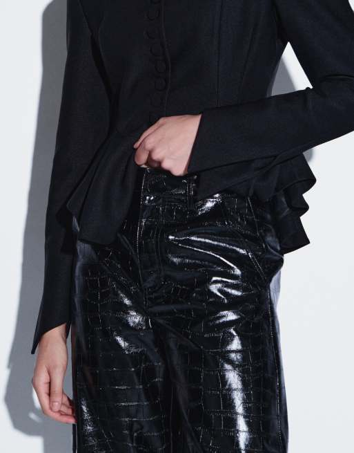 ASOS DESIGN jort med krokopræget coating i sort, 2 af 5