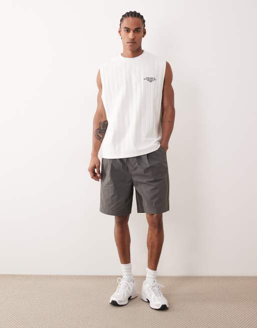 ASOS DESIGN - Jorts taglio medio in tessuto tecnico grigio antracite, 2 di 5