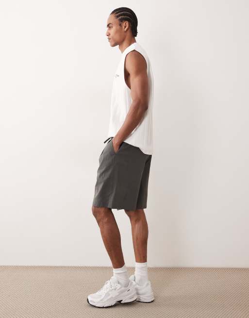 ASOS DESIGN - Jorts taglio medio in tessuto tecnico grigio antracite, 3 di 5