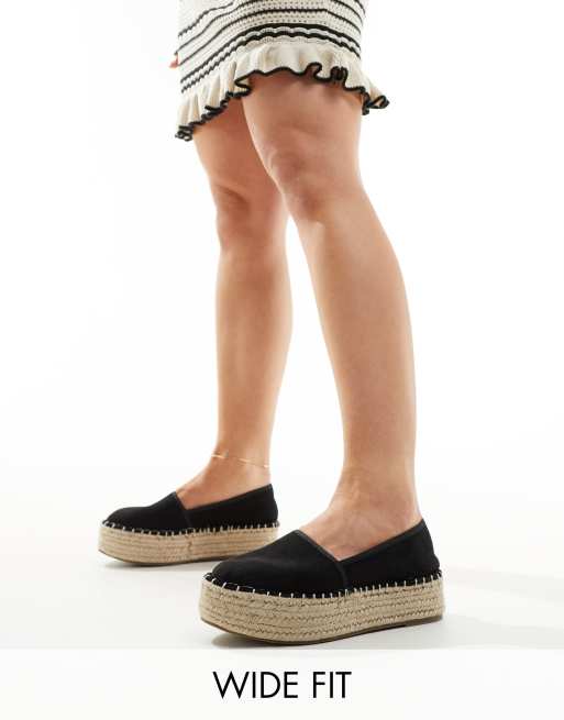 ASOS DESIGN Journal Espadrilles in Schwarz mit flacher Plateausohle in weiter Passform