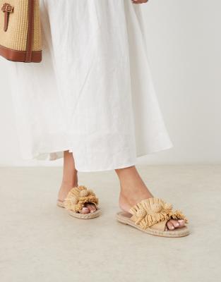 ASOS DESIGN - Jovie - Espadrilles-Mules in Natur aus Bast mit Pompom-Details-Neutral