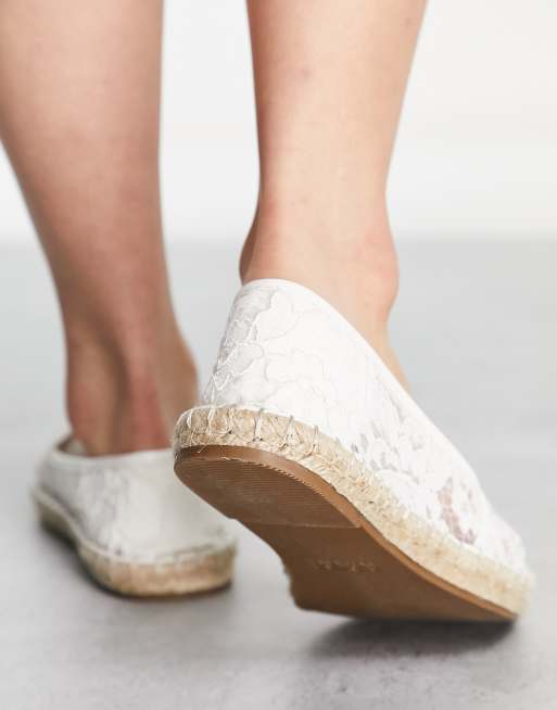 ASOS DESIGN Joy Espadrilles bout renforc Dentelle blanche