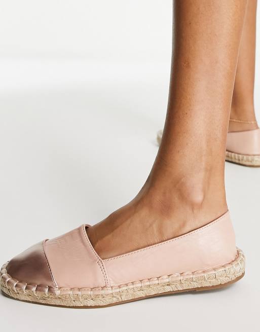 ASOS DESIGN – Joy – Rosa och roséguldfärgade espadriller med tåhätta och bred passform, 3 av 4