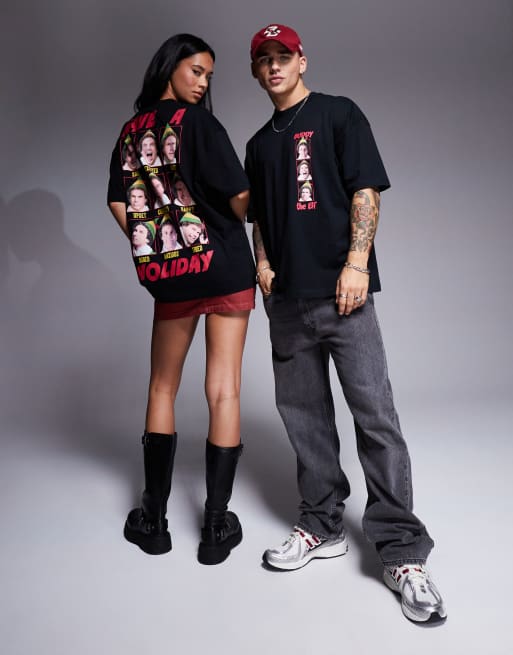 ASOS DESIGN – Jul – Svart t-shirt i oversize och unisex-modell med Elf-tryck, 2 av 4